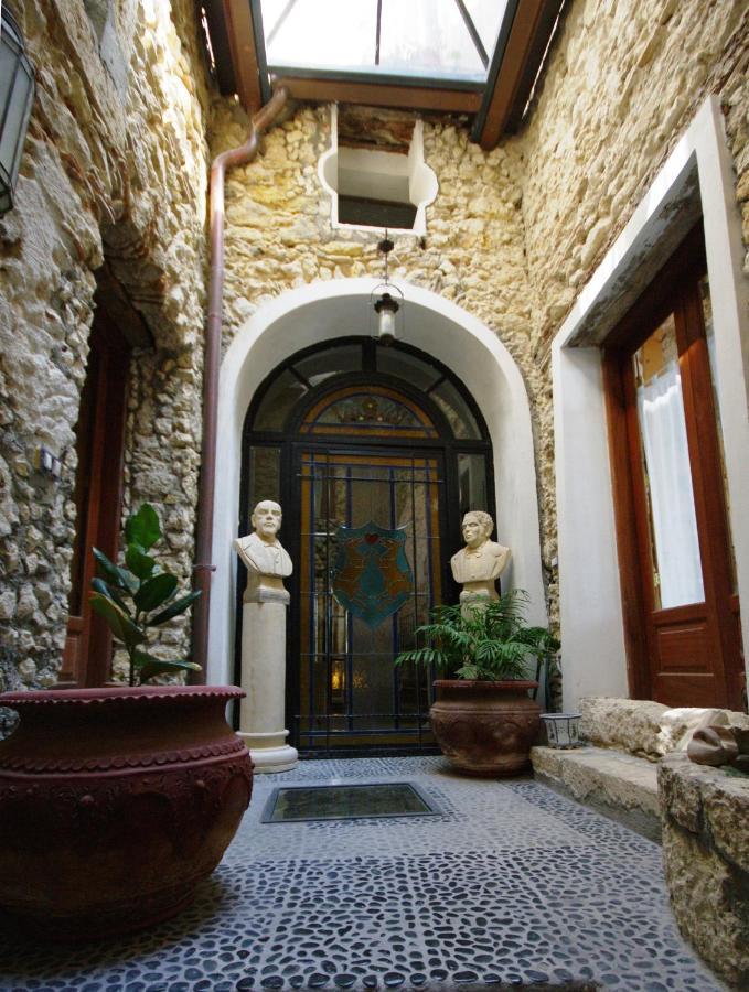 Palazzo Lupis B & B Grotteria Calabria Italia Buitenkant foto